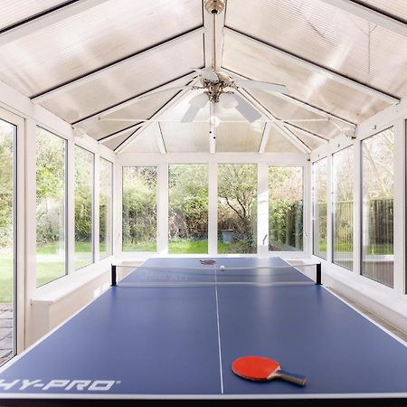 Ping-Pong Paradise Crawley  Exterior foto